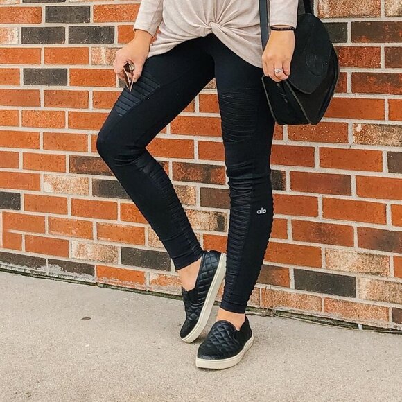 Steve Madden Ecentrcq Slip‎ On Sneaker Women's Sneakers Size 6.0 M Black - Picture 2 of 11